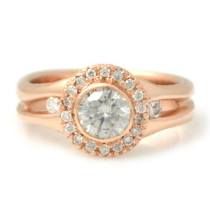 Halo Ring with Round Brilliant